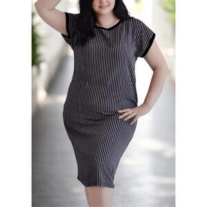 Acemi Women's Black/White Striped Short Sleeve Bodycon Midi Dress Size M